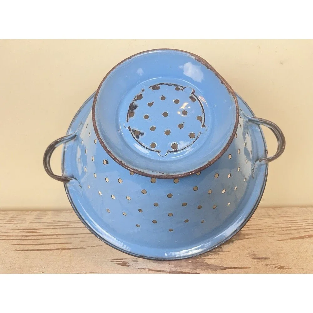 Vintage Enamelware Rustic Colander Strainer Robin’s Egg Blue Made In Poland 13”